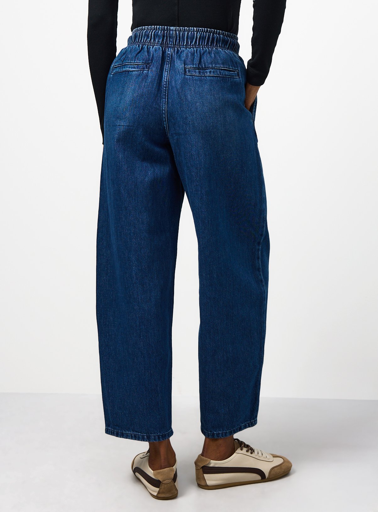 Mid Denim Pull On Barrel Jeans 12 - Image 4 thumbnail